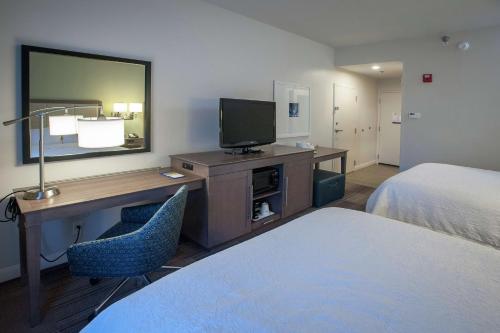 Hampton Inn & Suites New Orleans/Elmwood - image 6