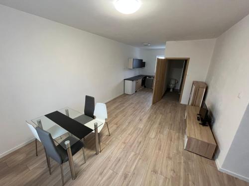 Apartman na Hlavnej ulici, Veľké Úľany - Apartment - Galanta