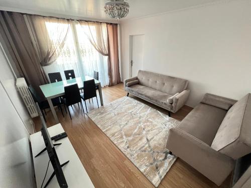 Bel appartement proche Paris métro 4 - Location saisonnière - Bagneux