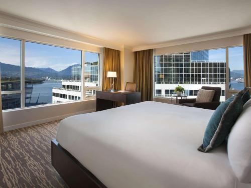 Fairmont Waterfront - Hotel - Vancouver