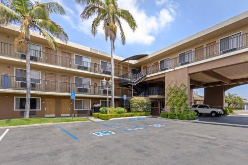 Quality Inn & Suites Anaheim Maingate