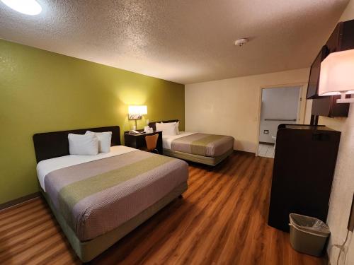 Motel 6-Baytown TX - Baytown East - image 11