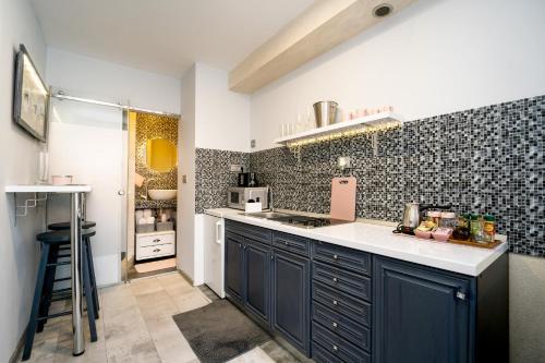 French House - image 2