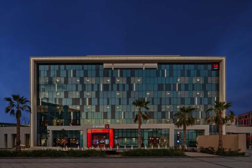 Radisson RED Dubai Silicon Oasis, Dubaj (fotografie 10)