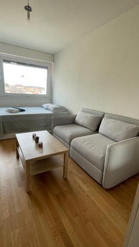  Joli Studio a 3minutes de la Gare Cornavin, Ferienwohnung in Genf