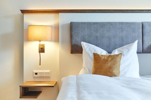 2 bedrooms, 3 beds