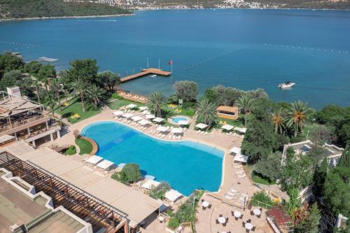 DoubleTree by Hilton Bodrum Isil Club All-Inclusive Resort - Accommodation - Torba