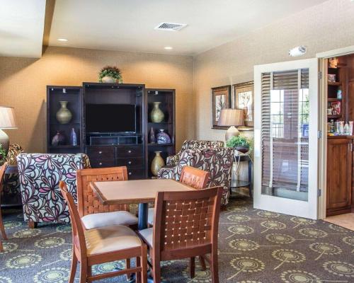 MainStay Suites St Robert-Fort Leonard Wood