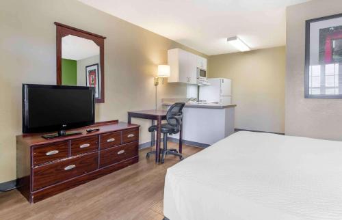 Extended Stay America Select Suites - Roanoke - Airport