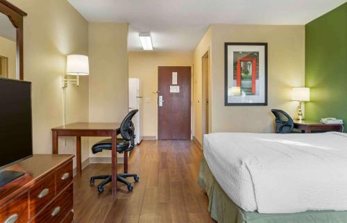 Extended Stay America Select Suites - Detroit - Farmington Hills in Farmington Hills, USA