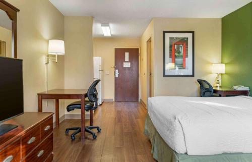 Extended Stay America Suites - Detroit - Farmington Hills