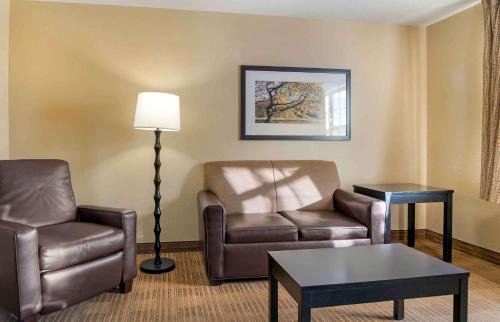 Extended Stay America - Detroit - Farmington Hills