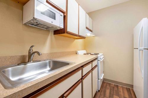 Extended Stay America Suites - Dayton - Fairborn