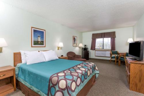 Super 8 by Wyndham Gallipolis Pt Pleasant Area