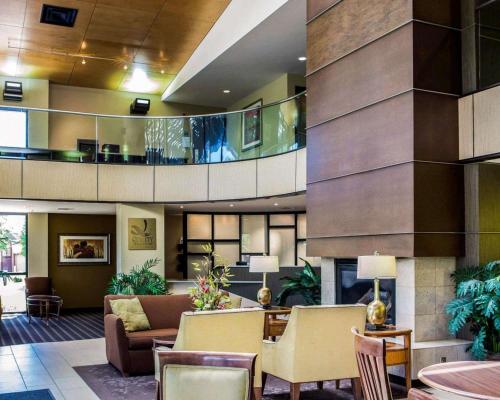 Quality Inn & Suites Peoria