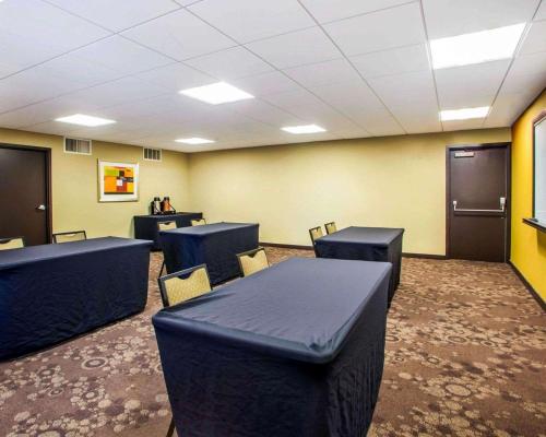 Quality Inn & Suites Peoria