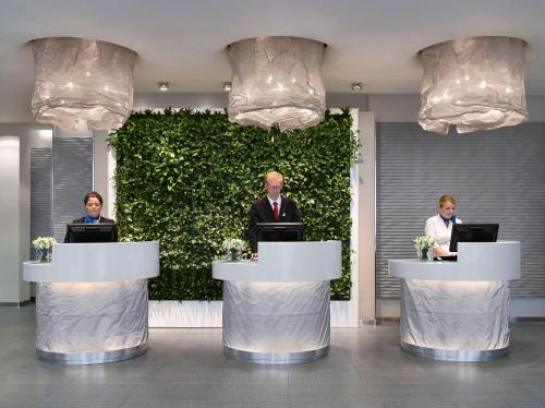 Radisson Blu Hotel East Midlands Airport - image 3