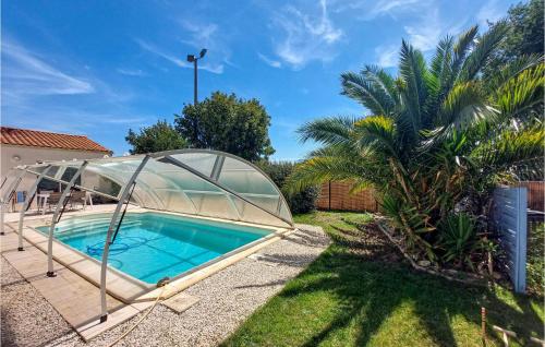 Stunning Home In Sainte-gemme-la-plaine With Wifi, Private Swimming Pool And 4 Bedrooms - Location saisonnière - Sainte-Gemme-la-Plaine