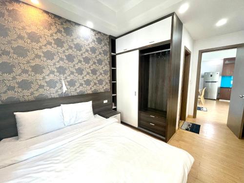 Two-Bedroom Apartment with Sea View image 5