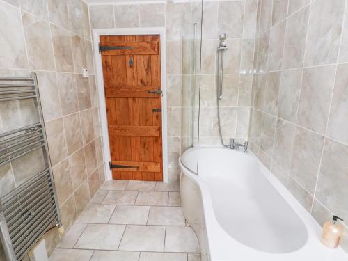 Gwyddno Lodge - image 5