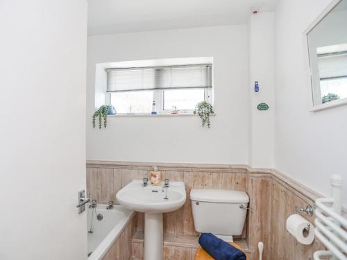 Crows Nest - Rhosneigr