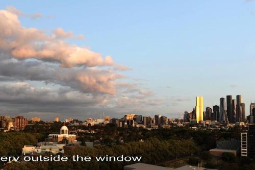 Two Bedroom Apartment In North Melbourne