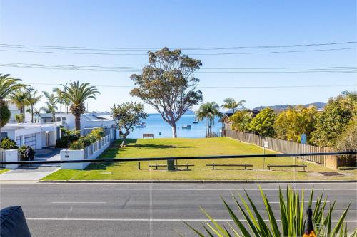 Escape on Wanda, 188 Soldiers Point Rd - Spectacular views, Ducted Air Con, WiFi