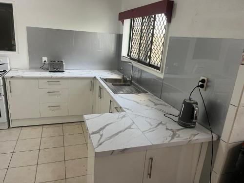 Kitchen, Tonga Holiday Villa in Nuku'alofa