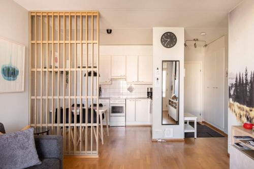 Relaxing apartment by sea + Sauna + free Parking, Helsinki (foto 2)