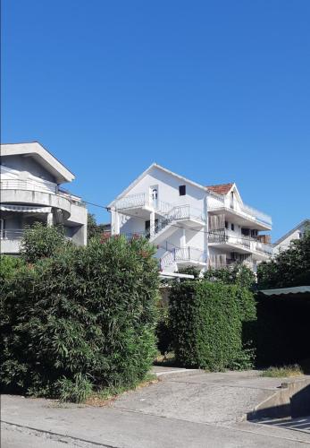 Barcelona Apartments, Tivat