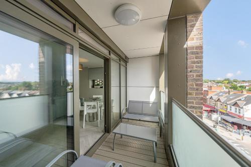 Balcony/terrace, Roomspace Serviced Apartments- Buttermere House in Kingston upon Thames