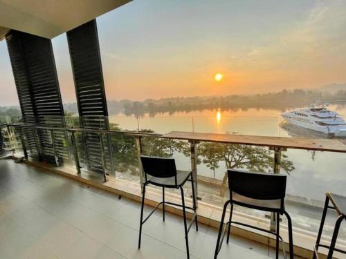 Superb Marina view 3bedroom unit in Trinidad Suites ex Somerset Nusajaya Puteri Harbour Malaysia