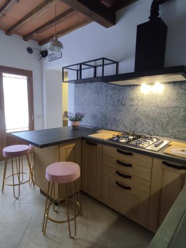 Country Chic Pistoia-casa in campagna giardino, free parking, wi-fi in 聖洛克