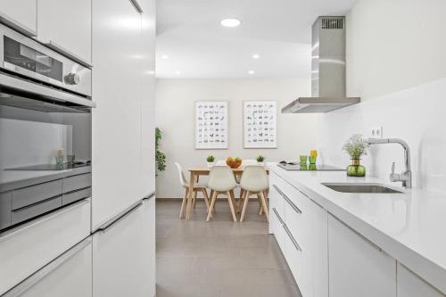 Descubre la Magia de Granada en este apartamento, Granada (Foto 11)