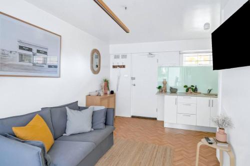 'Wylde's Treasure' Pocket-size Potts Point Design - image 7