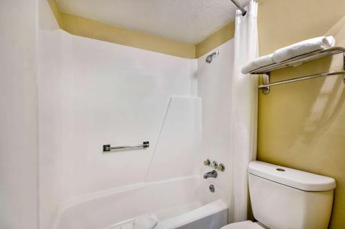 Motel 6 Effingham IL - image 7