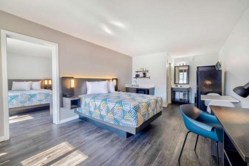 1 queen bed