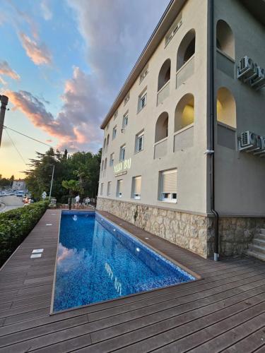 Зовнішній вигляд готелю, Villa GAJ in Омішаль