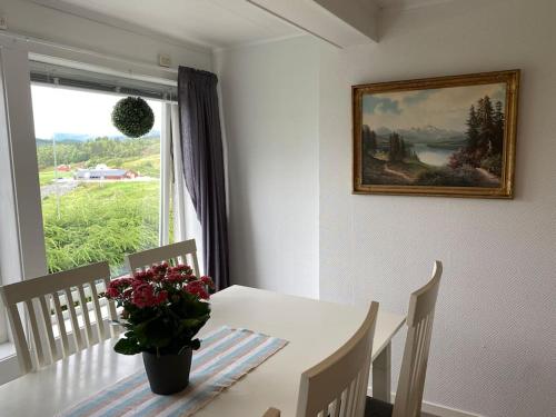 Feriehus i landlige område med nydelig utsikt (Feriehus i landlige omrade med nydelig utsikt) in Лаєрвік