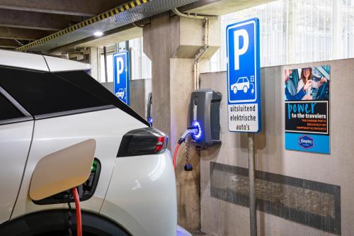 Hampton By Hilton Amsterdam Arena Boulevard - image 2