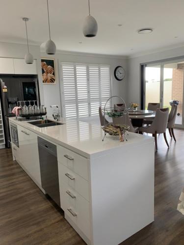 7 Aurora Ave Dunmore in Shellharbour