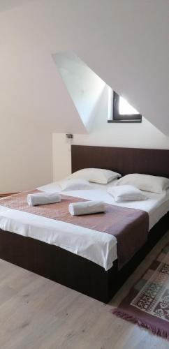 M7 Villa Bed& Bistro