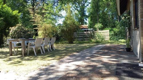 Kert, Vechtdalhuisje 17 in Buurtschap Giethmen