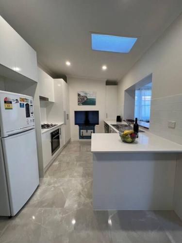 Close to CBD Renovated Cottage in Prospect