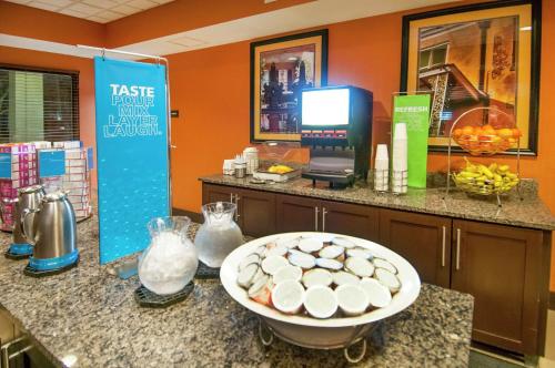 Hampton Inn By Hilton Metairie