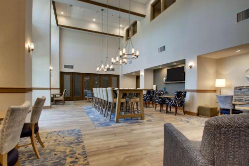 Hampton Inn Sneads Ferry Topsail Beach - image 13