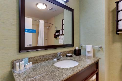 Hampton Inn and Suites Swansboro Near Camp Lejeune