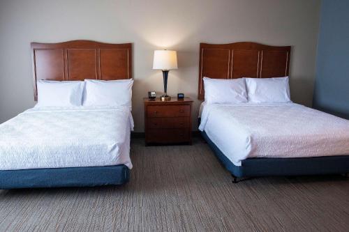 Hampton Inn & Suites Jacksonville - image 3
