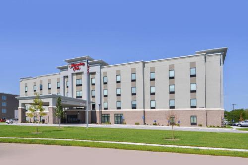 Hampton Inn by Hilton Omaha Airport IA