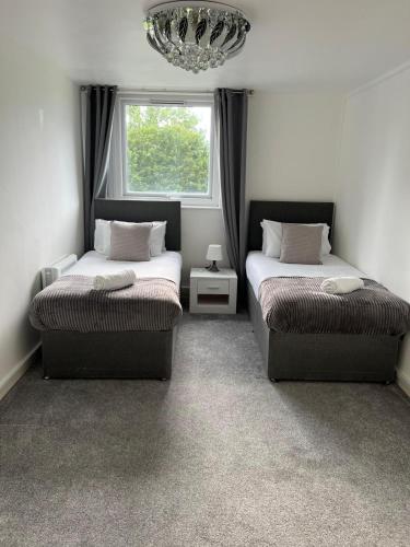 2 Bed - City Centre Apartment - Long Stay Rates - Perfect for Families, Contractors and Professional in Headingley